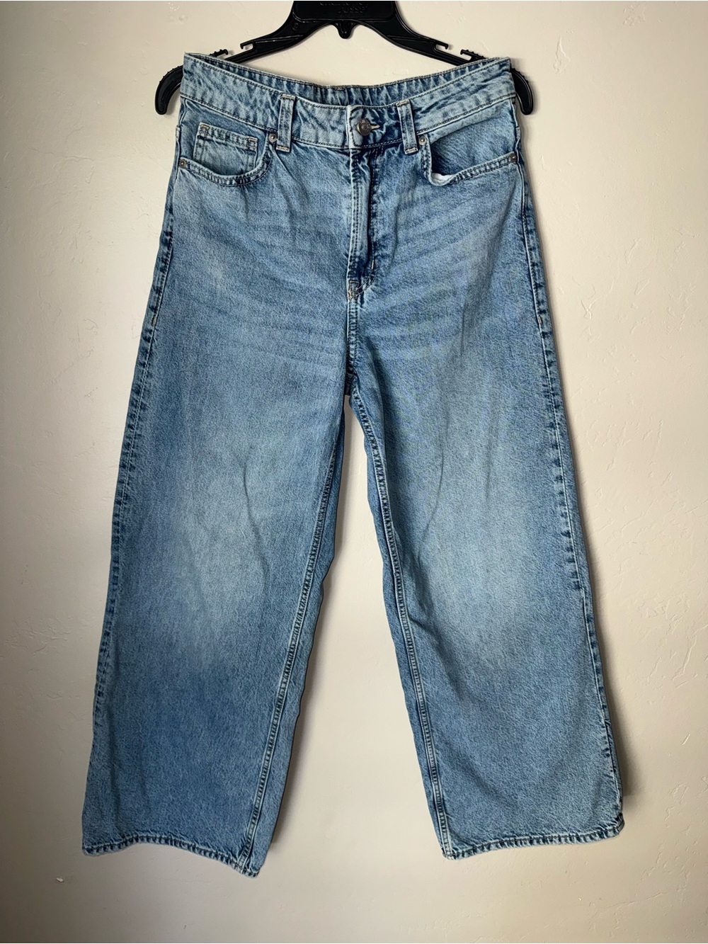 Classic Wide-Leg Light Blue Jeans